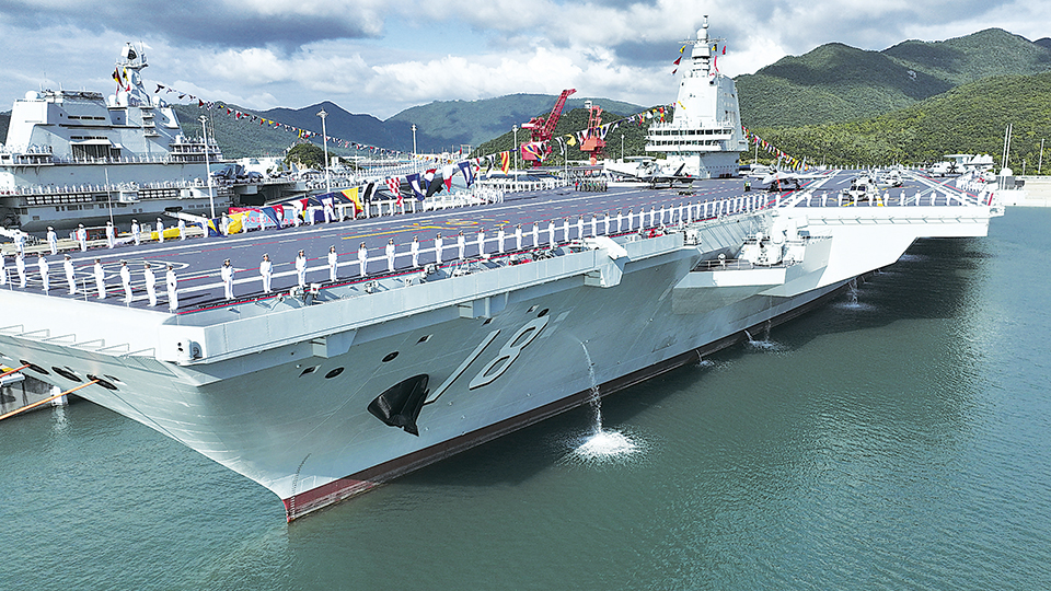 军营观察丨我们的航母我们的时代