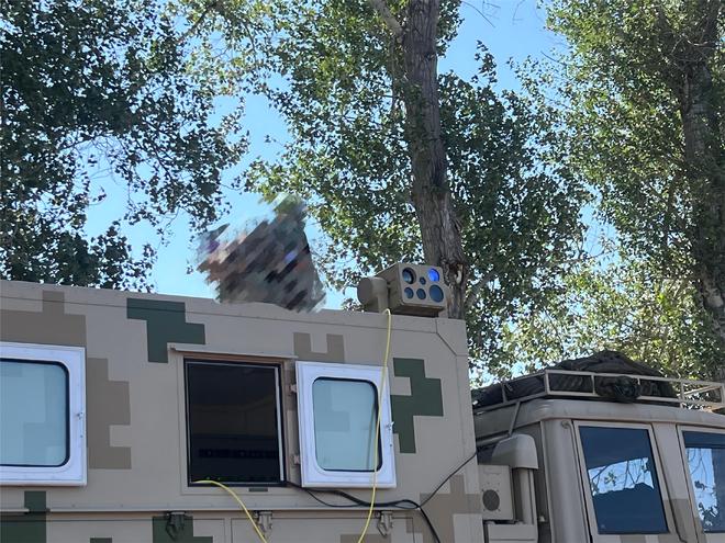 激光打击配合雷达光电一体化系统实现无人机探测跟踪与硬摧毁